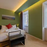 Casa de hóspedes Luna 3*